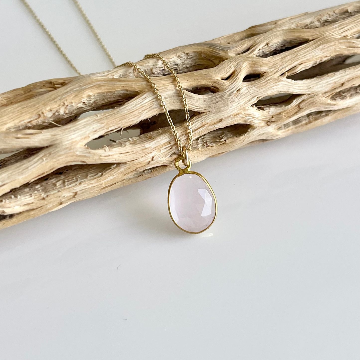 Rose Quartz Oval Necklace- Solid 14k Gold Necklace