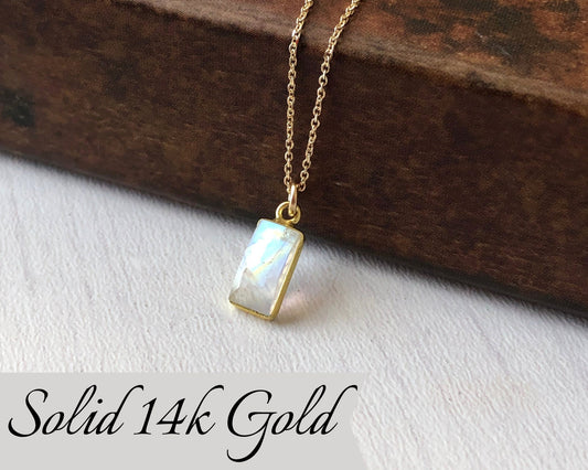 14k Gold Tiny Moonstone Pendant