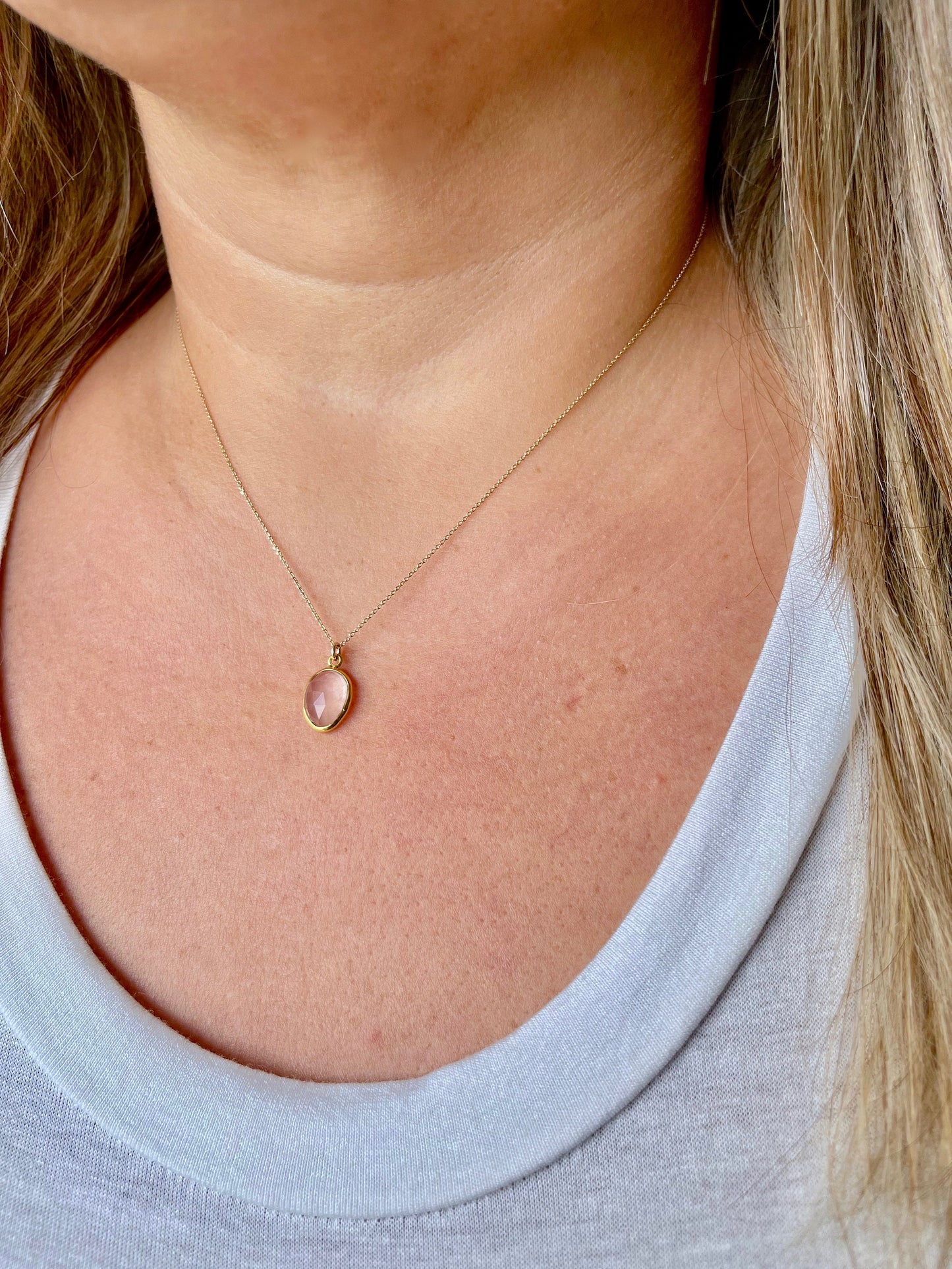 Rose Quartz Oval Necklace- Solid 14k Gold Necklace
