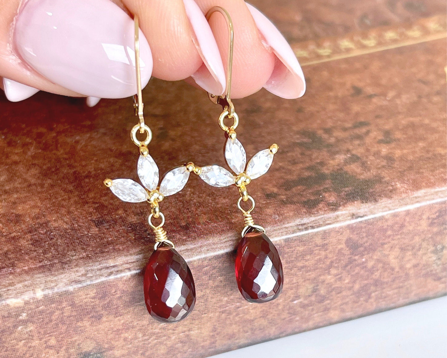 Flower Garnet Earrings